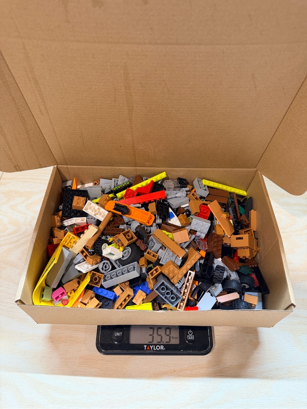 LEGO Bulk Mixed Lot 2 lbs Genuine LEGO Parts Bricks Wheels Pieces 32.4 oz